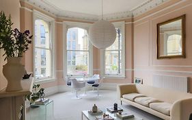 Stylish Mansion Apartment - Seaviews - Hove Free Parking